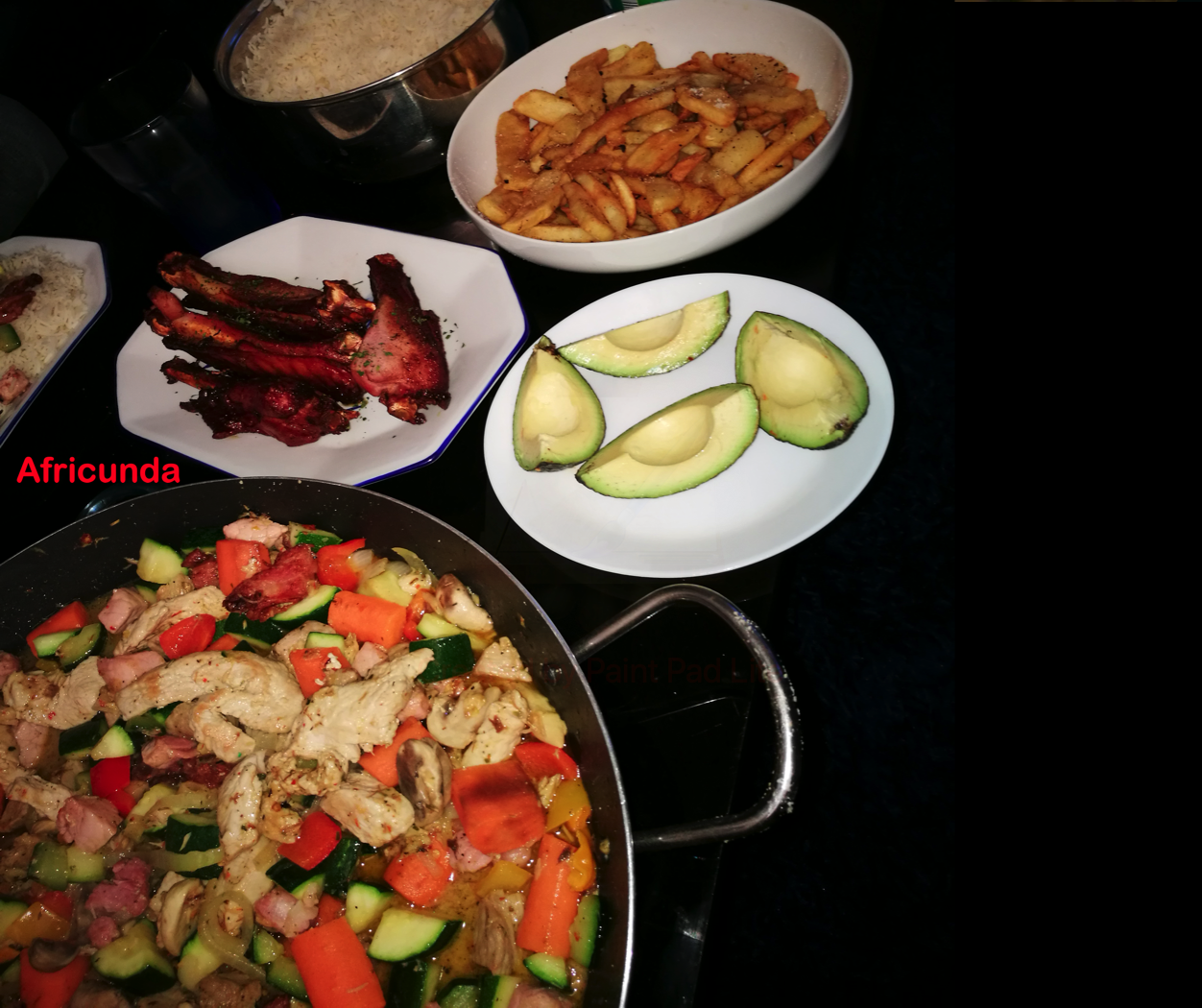 BBQ Spare Ribs with assorted veggies, avocado and potato chips